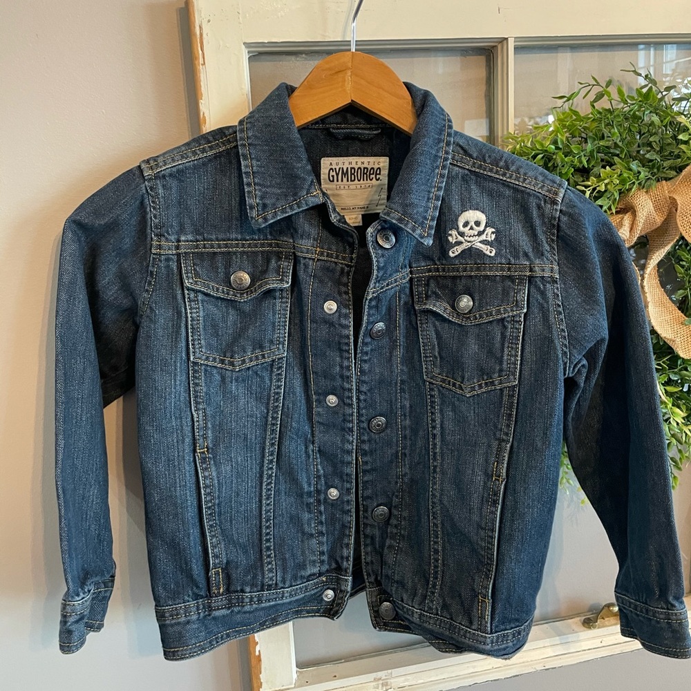 New! Girls denim jacket in small